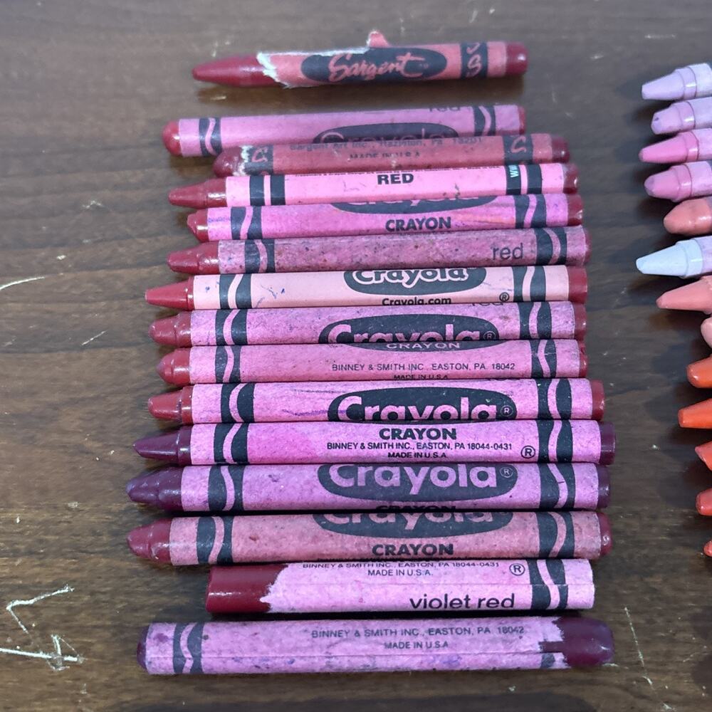 Crayola Crayons Vintage 90s Retired Binney & Smith Red Orange Thistle Pink Lot - Picture 9 of 12